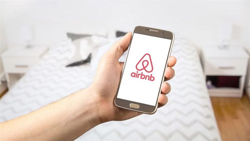 airbnb-