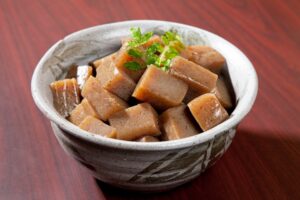 Simmered konnyaku