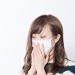 Japanese women have a mask