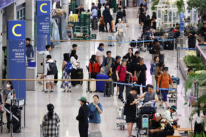 Ãß¼® ¿¬ÈÞ ¸¶Áö¸· ³¯, ºÕºñ´Â ÀÎÃµ°øÇ×