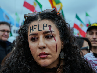 伊朗安全风险升高 中国外交部发布紧急旅行警告