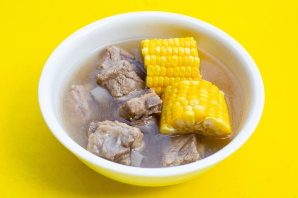 Pork,Rib,Soup,With,Corn