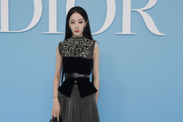 FASHION-FRANCE-WOMEN-DIOR-PHOTOCALL