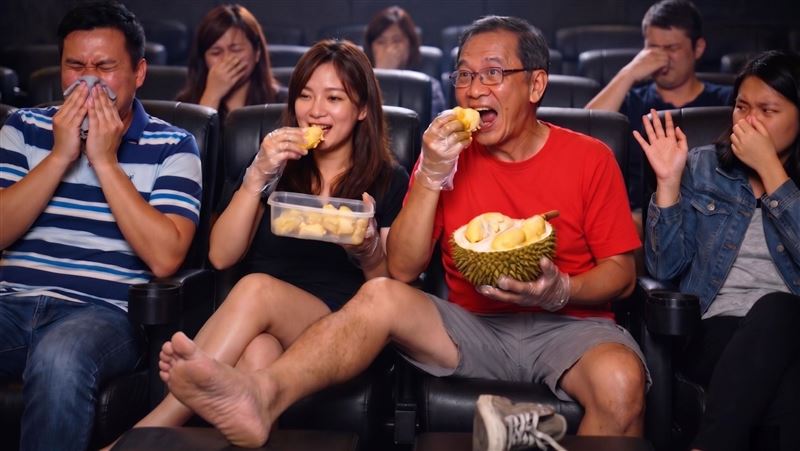 香港戲院驚現榴槤事件 引發網絡熱議